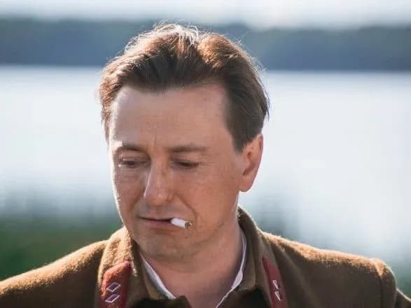 rosiyskiy-aktor-bezrukov-pribuv-z-monospektaklem-v-okupovaniy-krim