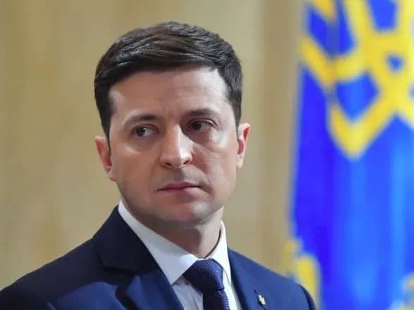 zbilshennya-kilkosti-khvorikh-na-covid-19-povnistyu-zupinit-meditsinu-zelenskiy