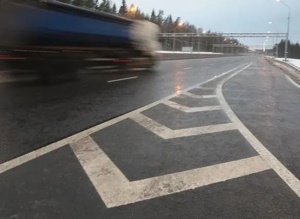 rekordni-100-mlrd-grn-tsogo-roku-vikoristayut-na-vidnovlennya-ponad-6-000-km-dorig-krikliy