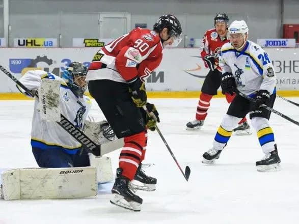 dnipro-zavdav-porazki-donbasu-u-pershiy-pivfinalniy-gri-ukhl