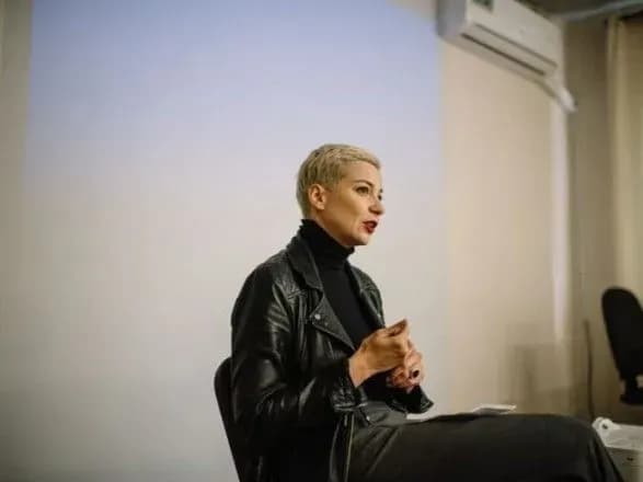 u-koordinatsiyniy-radi-opozitsiyi-zayavili-scho-kolesnikova-ne-zbiralasya-pokidati-bilorus