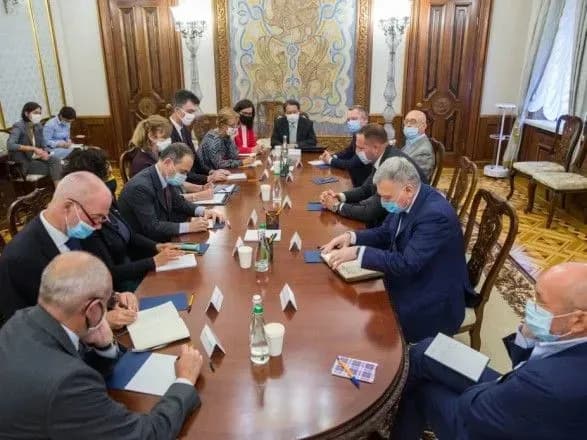 yermak-poslam-g7-domovleno-pro-provedennya-nastupnoyi-zustrichi-radnikiv-normandskoyi-chetvirki