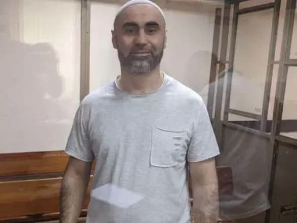 u-rosiyi-zaareshtovanogo-krimskogo-tatarina-pomistili-u-kartser-za-namaz-pid-chas-perevirki