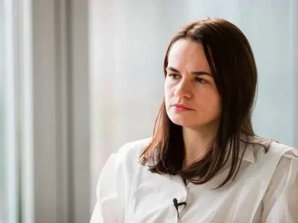 tikhanovska-provodit-zustrich-z-makronom-u-vilnyusi