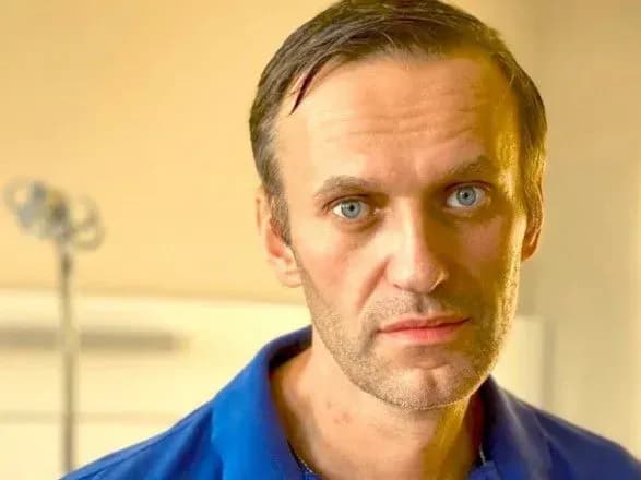 navalniy-zayaviv-scho-za-yogo-otruyennyam-stoyit-putin