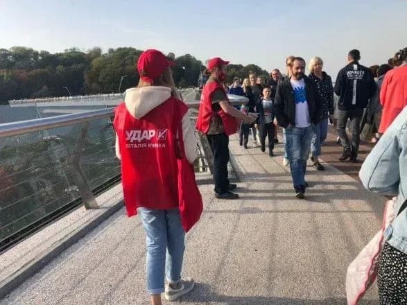 politolog-pro-agitatsiyu-klichka-adminresurs-na-viborakh-nikhto-ne-vidminyav