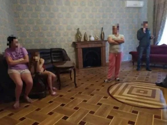 na-odeschini-vikrili-organizovanu-politseyskim-merezhu-bordeliv