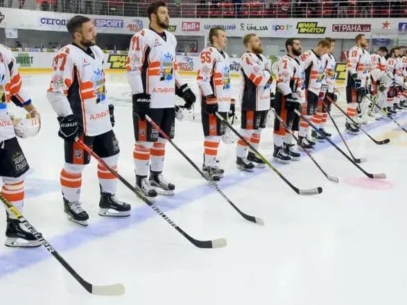 khk-kremenchuk-vpershe-v-istoriyi-stav-chempionom-ukrayini-z-khokeyu