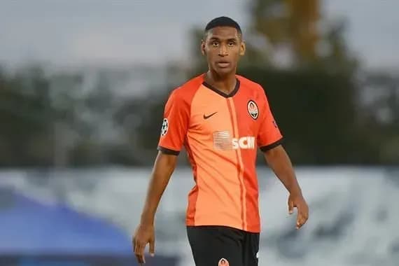 futbolista-shakhtarya-nominuvali-na-zvannya-naykraschogo-gravtsya-turu-ligi-chempioniv