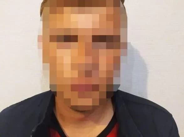 za-khuliganstvo-na-aleyi-geroyiv-nebesnoyi-sotni-zatrimali-studenta