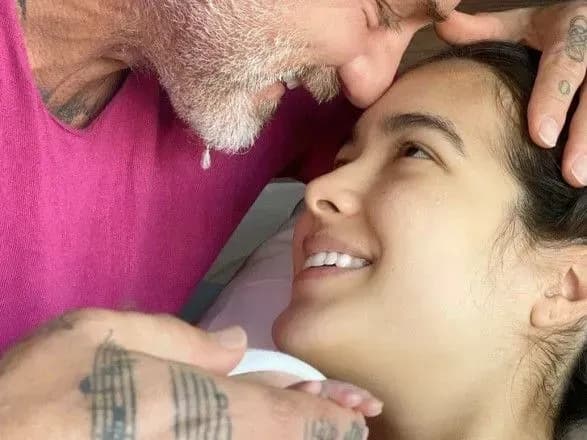 tantsyuyuchiy-milyoner-dzhanluka-vakki-vpershe-stav-batkom