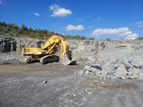 na-vinnichchini-suditimut-direktora-karyeru-za-zbitki-na-ponad-230-mln-grn