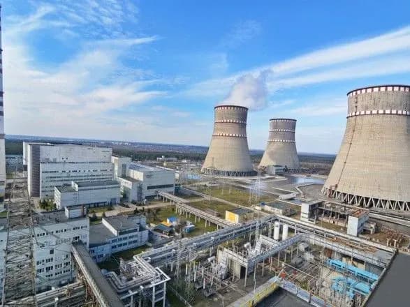 aes-pratsyuyut-na-povniy-potuzhnosti