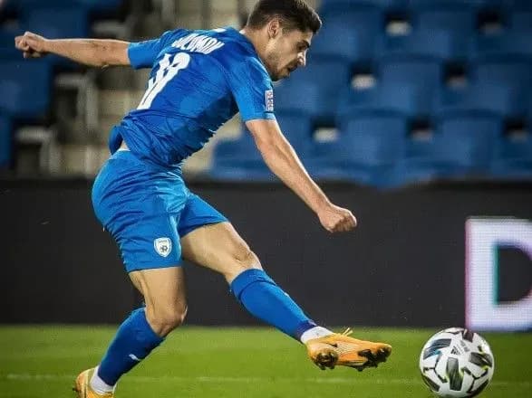 futbolist-shakhtarya-oformiv-peremozhniy-gol-u-zustrichi-ligi-natsiy