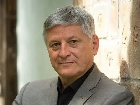 ugorskiy-posadovets-vidreaguvav-na-vidmovu-vyizdu-v-ukrayinu