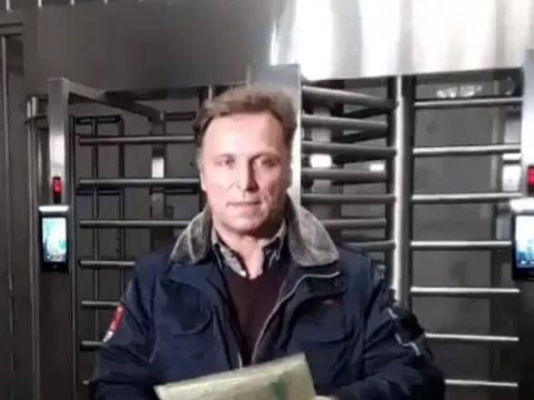 direktor-muzeyu-revolyutsiyi-gidnosti-rozpoviv-pro-scho-yshlosya-na-dopiti-u-natspolitsiyi