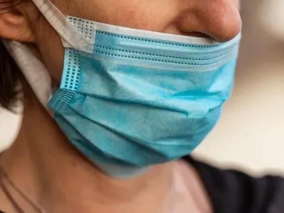 u-kiyivskomu-metro-politsiya-oshtrafuvala-85-osib-za-nepravilne-nosinnya-masok