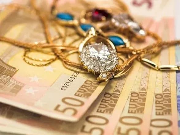 v-ukrayini-ofitsiyno-pratsyuye-ponad-300-lombardiv