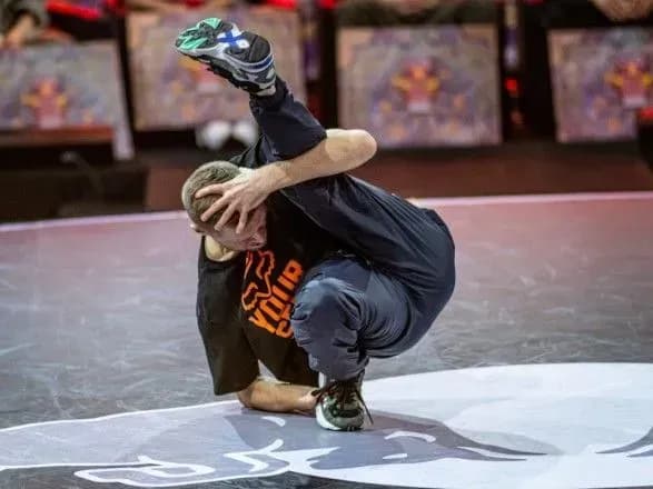 breykdans-vklyuchili-u-programu-olimpiadi-2024-u-parizhi