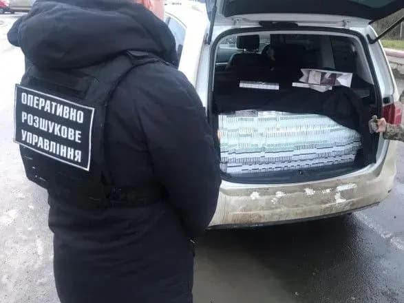 spiymanogo-na-kontrabandi-v-ukrayinu-ugorskogo-politika-viklyuchili-z-partiyi