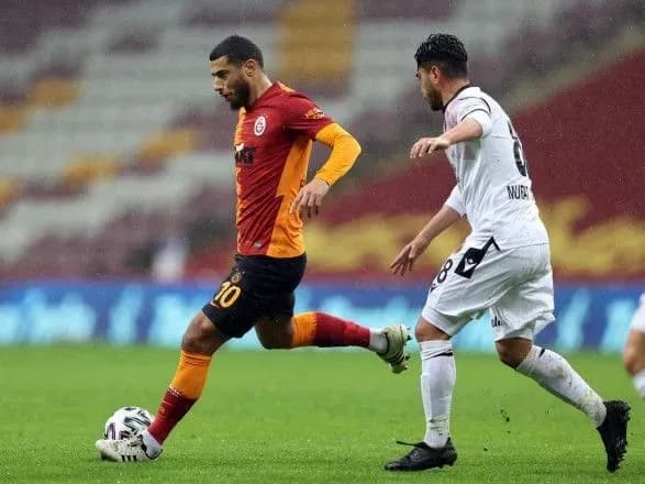 ekslider-dinamo-oformiv-khet-trik-v-inozemnomu-chempionati