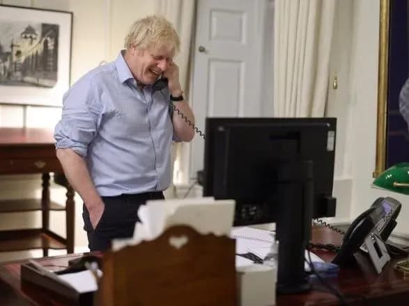 bayden-pogovoriv-z-dzhonsonom