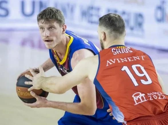 stovidsotkova-realizatsiya-tsentroviy-zbirnoyi-ukrayini-proviv-rezultativnu-gru-za-barselonu