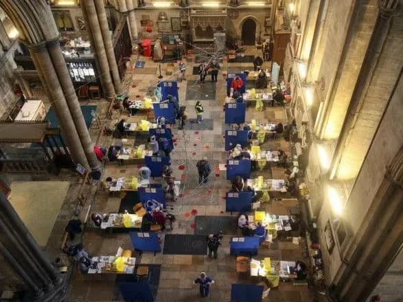 u-britaniyi-zafiksuvali-novi-simptomi-yaki-vkazuyut-na-infikuvannya-covid-19