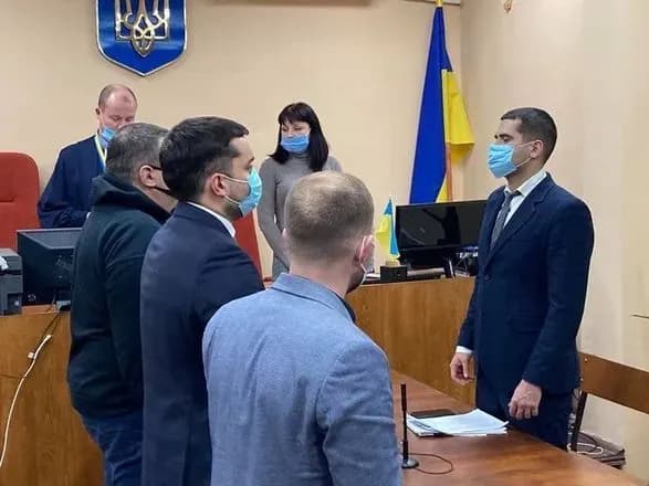 strilyanina-i-vbivstvo-u-kharkovi-pidozryuvanomu-obrano-zapobizhniy-zakhid