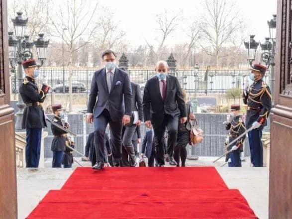 frantsiya-planuye-vzyati-uchast-v-ustanovchomu-samiti-krimskoyi-platformi-mzs