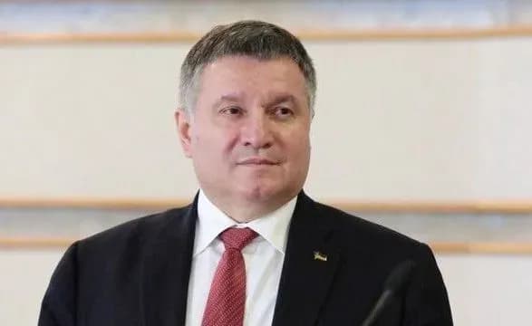 avakov-pro-plivki-medvedchuka-surkova-tse-ne-ostannya-rozmova-budut-sche