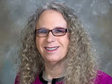 pomichnikom-ministra-okhoroni-zdorovya-ssha-stala-transgender