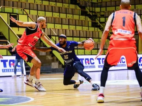 vidrodzheniy-budivelnik-stav-volodarem-kubku-ukrayini-z-basketbolu