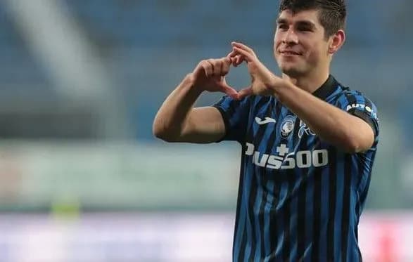 nayvischiy-bal-malinovskiy-vtretye-za-misyats-opinivsya-v-simvolichniy-zbirniy-turu-seriyi-a