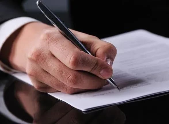 v-ukrayini-zmozhut-rozmischuvati-ministerstva-ne-lishe-v-kiyevi