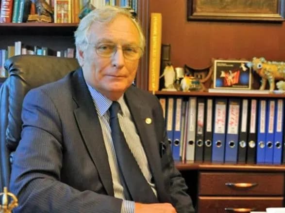 iz-10-mln-vaktsinovanikh-lishe-0-06-zarazilisya-povtorno-akademik