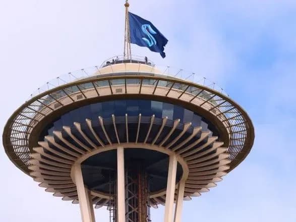 khokey-nkhl-popovnilasya-novim-klubom