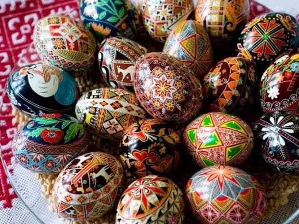 khristiyani-skhidnogo-obryadu-svyatkuyut-velikden-4