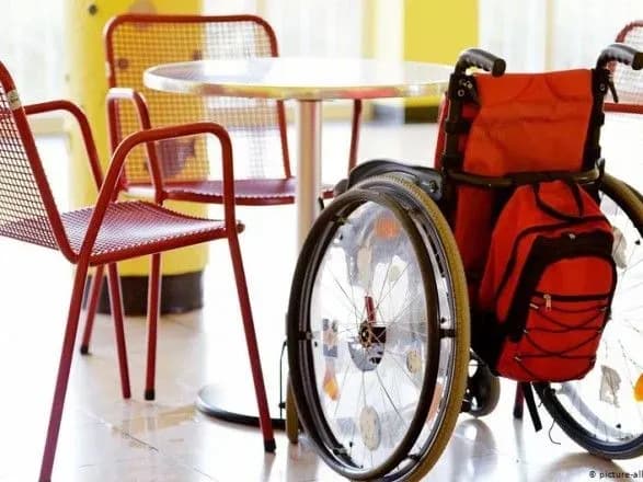 5-travnya-sogodni-vidznachayut-vsesvitniy-den-gigiyeni-ruk-ta-den-akusherki