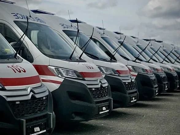 providniy-ukrayinskiy-virobnik-shvidkikh-peredav-dp-medichni-zakupivli-104-reanimobili