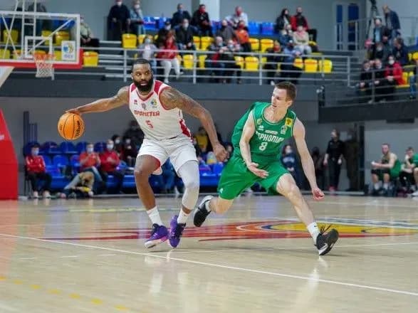 basketbol-ternopil-zaznav-porazki-u-zaklyuchniy-gri-pered-startom-pley-off