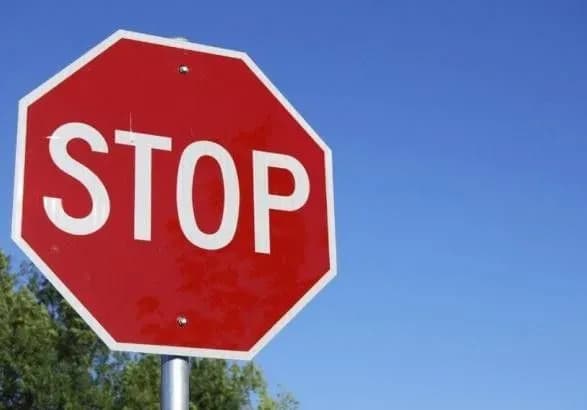 dtp-na-lvivschini-rukh-na-dilyantsi-trasi-kiyiv-chop-obmezheniy