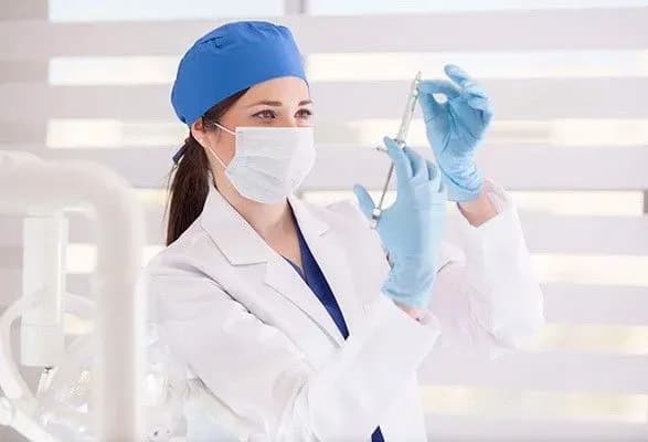 12-travnya-sogodni-vidznachayut-mizhnarodniy-den-medsester