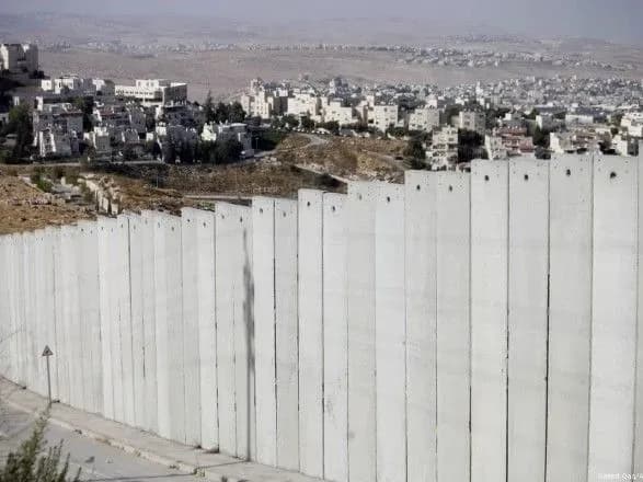 na-kordoni-sektora-gazi-teroristi-obstrilyali-vantazhivki-z-medikamentami-z-yordaniyi