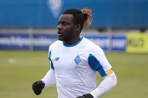 trinadtsyat-futbolistiv-povernulisya-z-orendi-v-kiyivske-dinamo