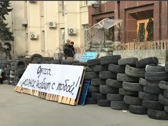 v-okupovanomu-krimu-prokhodyat-zyomki-filmu-pro-podiyi-2014-roku-v-luganskiy-oblasti