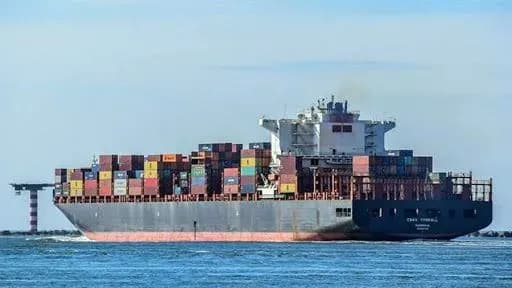 poblizu-uzberezhzhya-araviyskogo-pivostrova-obstrilyali-izrayilske-sudno