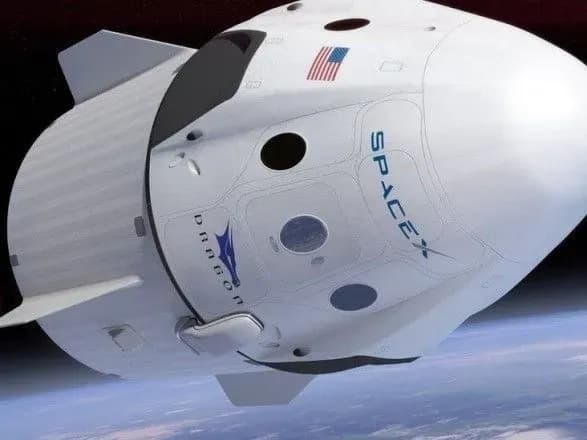 nasa-perenesla-datu-povernennya-korablya-spacex-dragon-na-zemlyu
