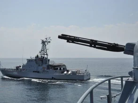 navchannya-edzhayl-spirit-2021-ukrayinska-korabelna-grupa-oshvartuvalasya-u-gruzinskomu-portu-poti