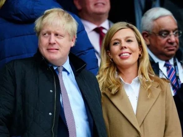 druzhina-borisa-dzhonsona-ogolosila-scho-chekaye-na-drugu-ditinu